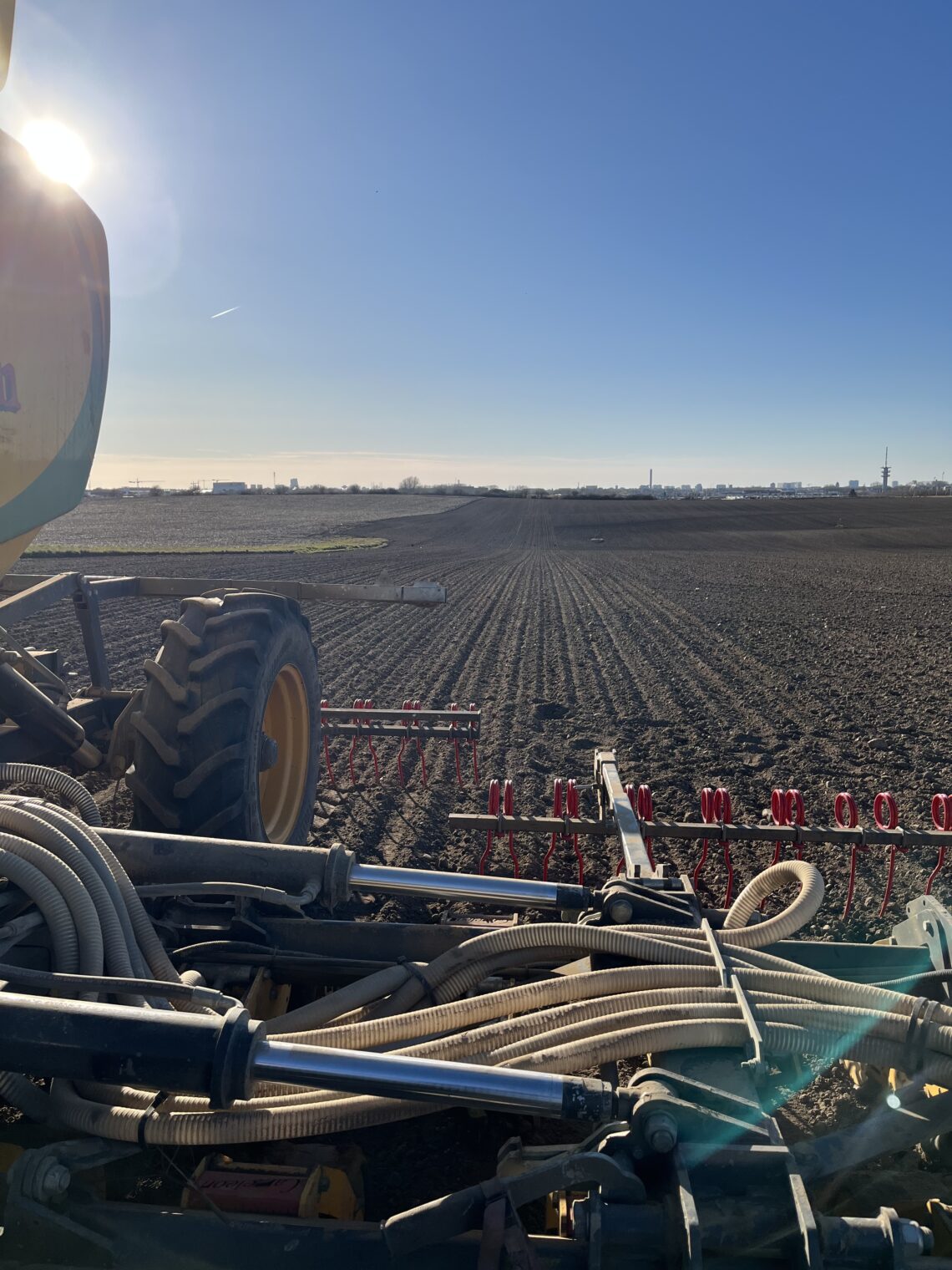 Sådd av ärter 2026 Magnihill Från Sverige